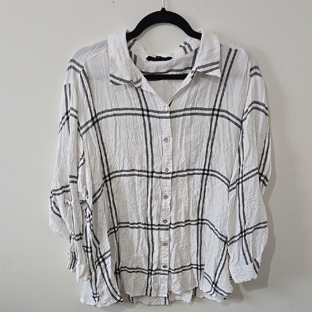 Jane and Delancey Ladies 2X Button Down Top